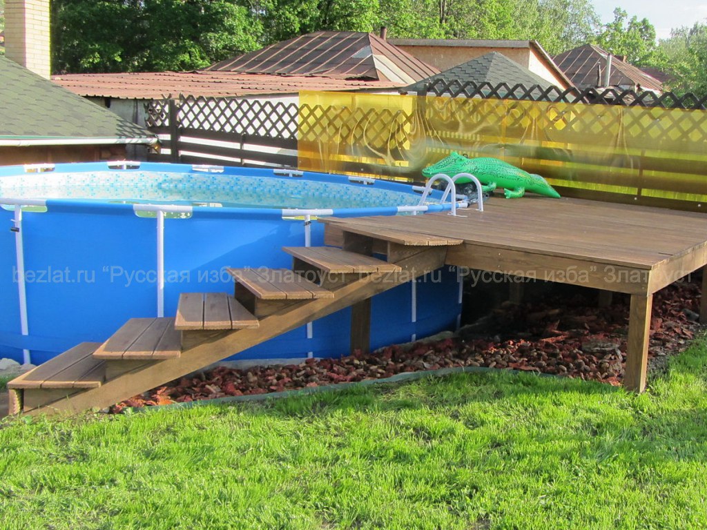 Как оформить деревянный помост для каркасного бассейна на даче