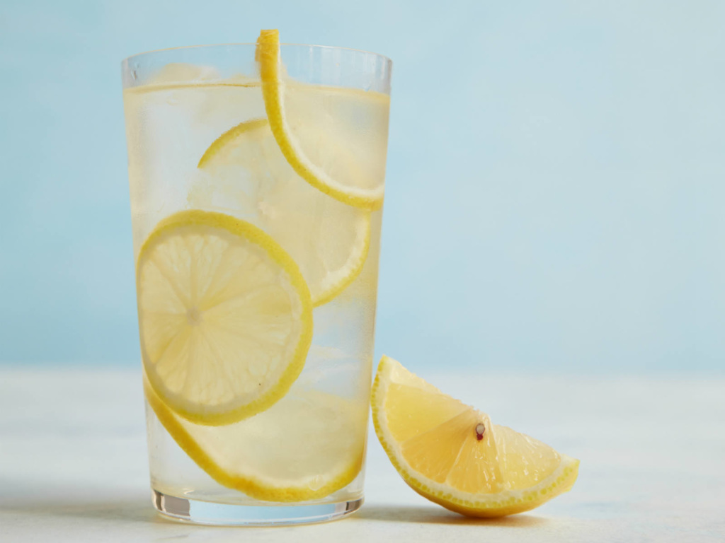 Как правильно пить воду с лимоном